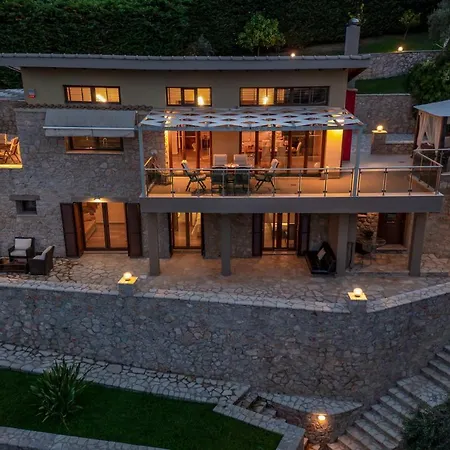 Villa Kastro Nikiana