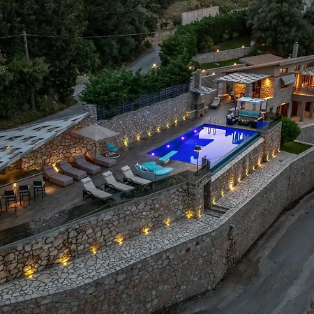 Kastro Vila Nikiana