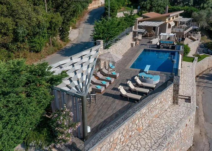 Kastro Villa